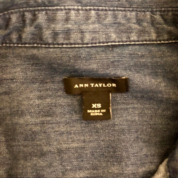XS Ann Taylor Navy Denim Button Up - Picture 4 of 4